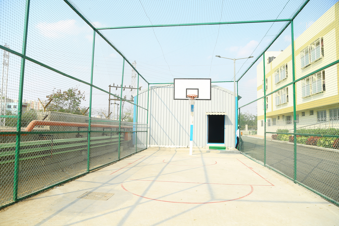 basketball-court-for-girls